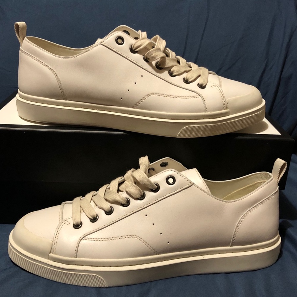 Coach low top leather sneakers
